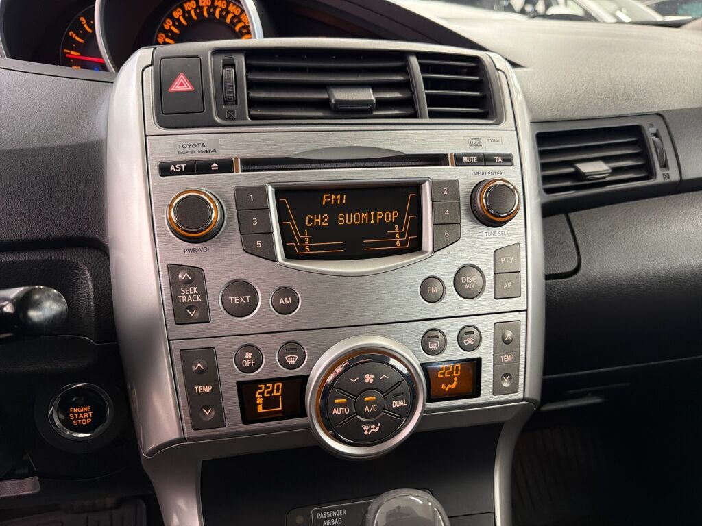 Toyota Verso 2011 Sininen