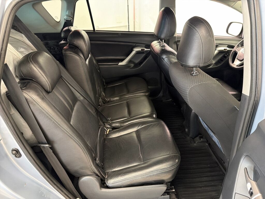 Toyota Verso 2011 Sininen