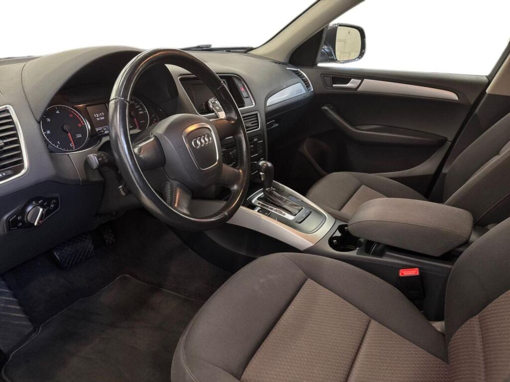 Audi Q5 2012 Harmaa