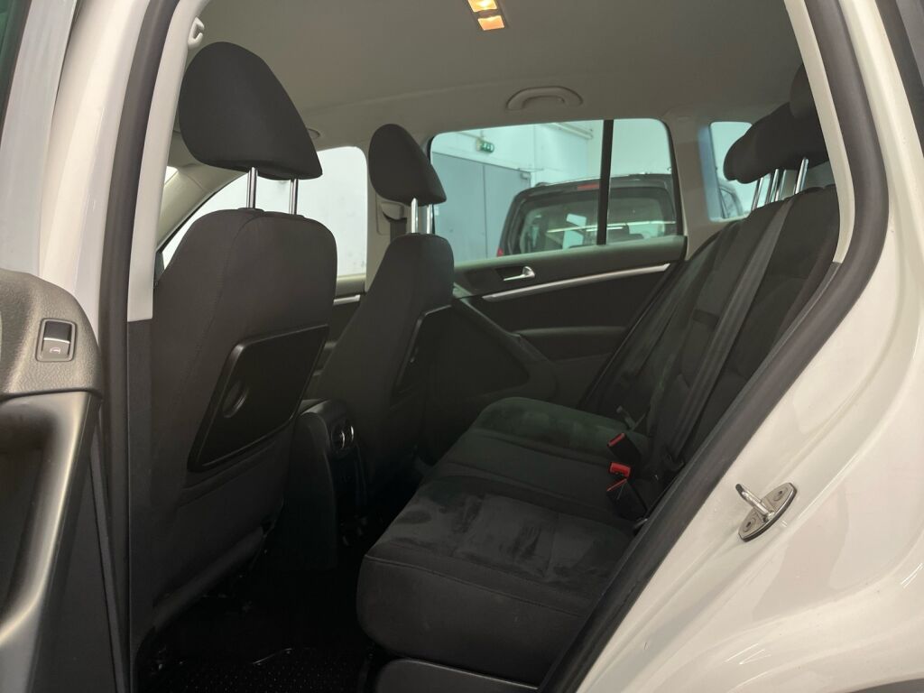 Volkswagen Tiguan 2011 Valkoinen