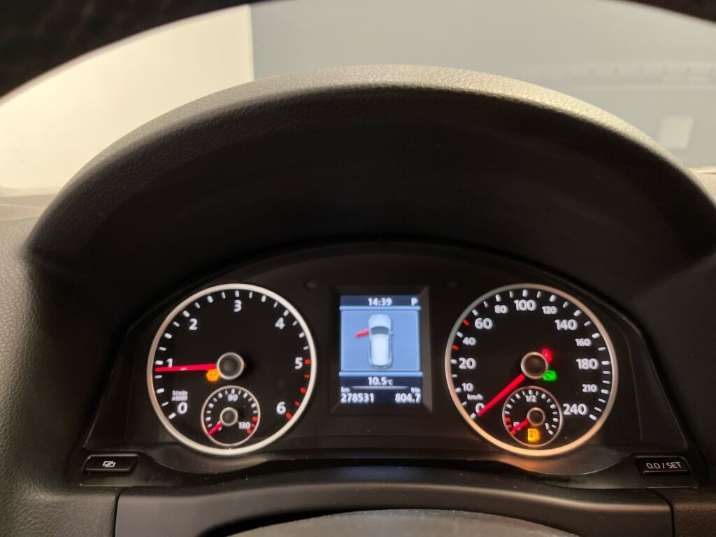 Volkswagen Tiguan 2011 Valkoinen