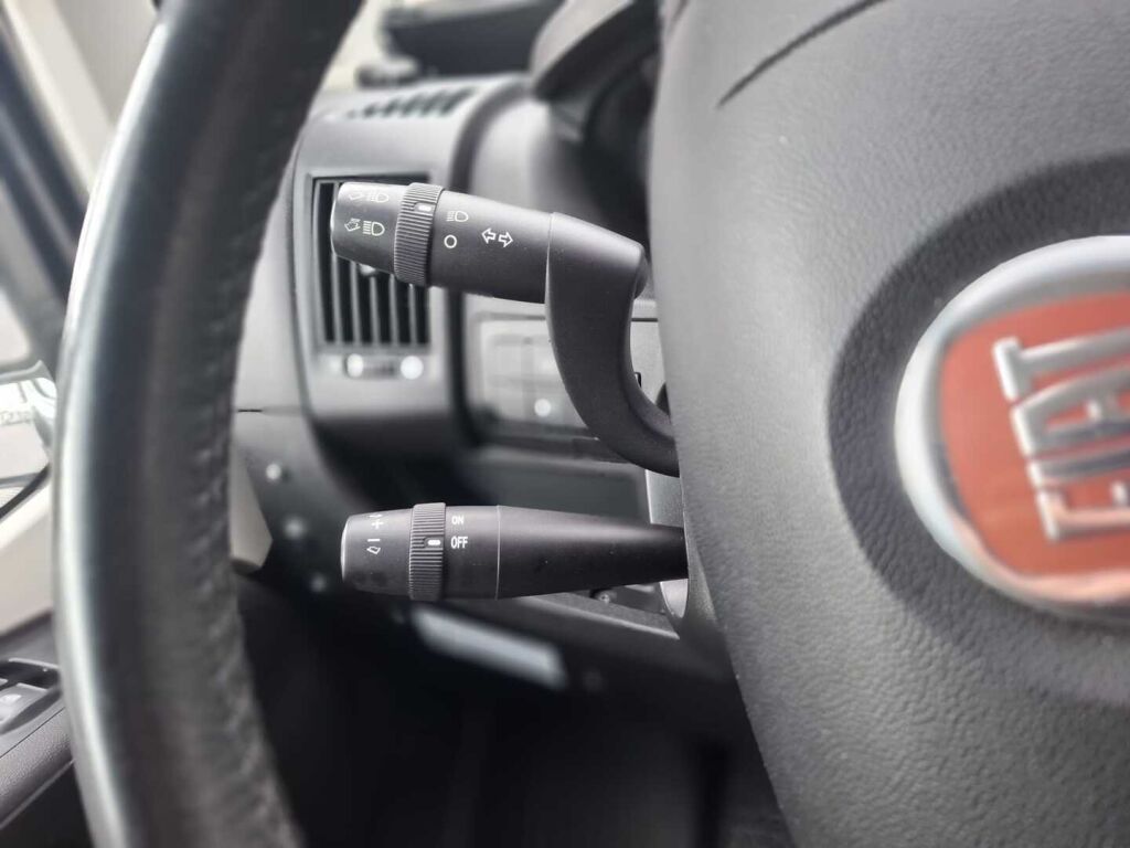 Pössl Globecar VAN 540 2011 Harmaa