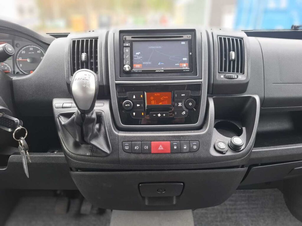 Pössl Globecar VAN 540 2011 Harmaa