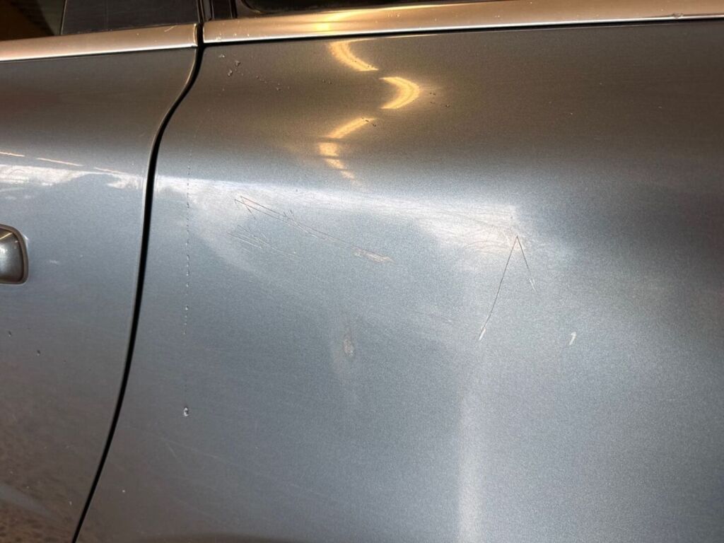 Volvo V70 2011 Sininen