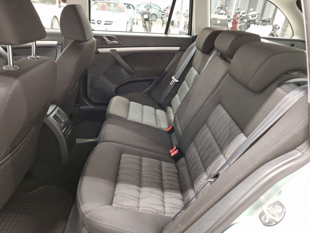 Skoda Octavia 2012 Vihreä