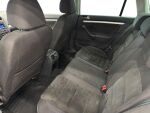 Volkswagen Golf 2011 Valkoinen