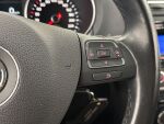 Volkswagen Golf 2011 Valkoinen