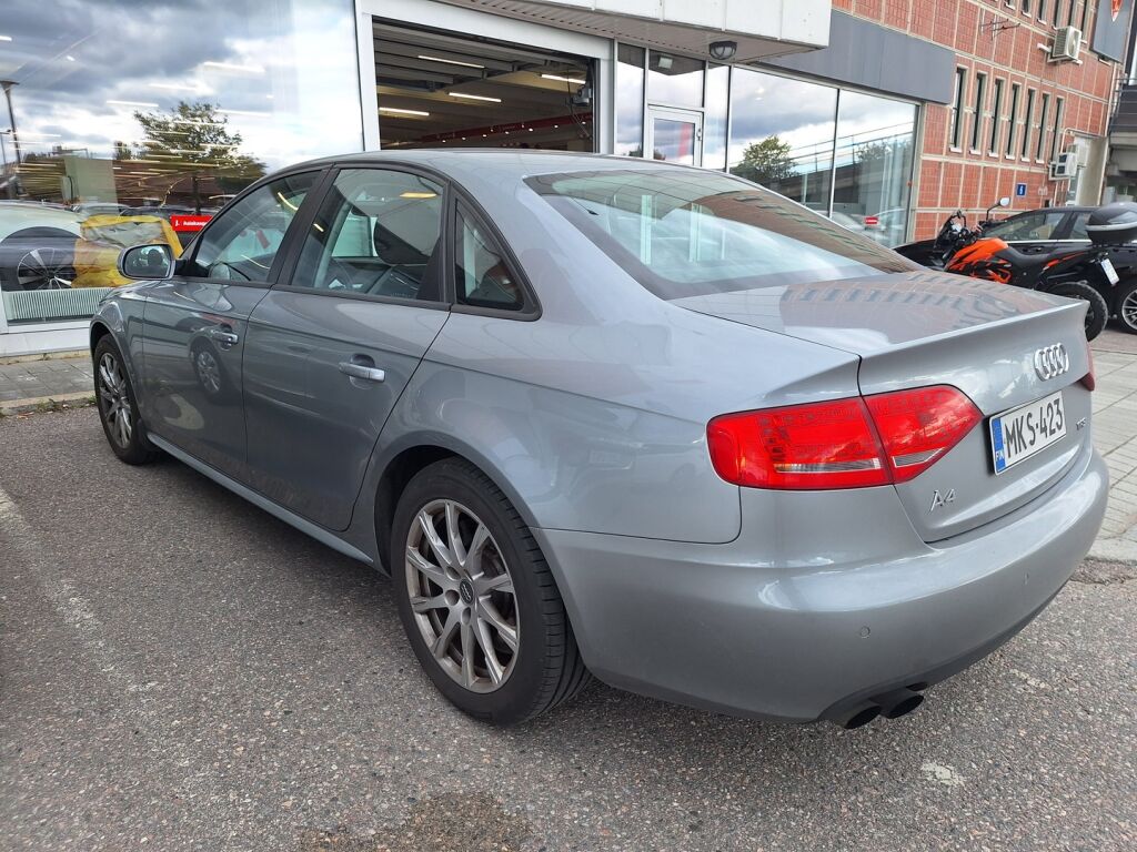 Audi A4 2011 Harmaa