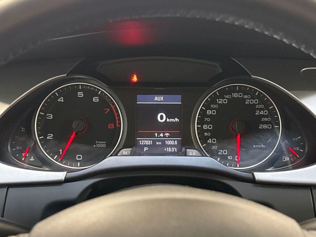 Audi A4 2011 Harmaa