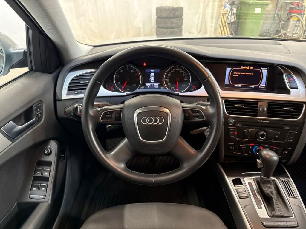 Audi A4 2011 Harmaa