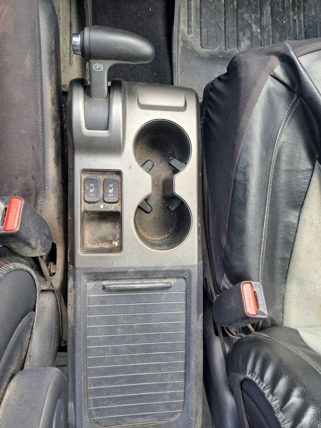 Honda CR-V 2011 Ruskea (beige)