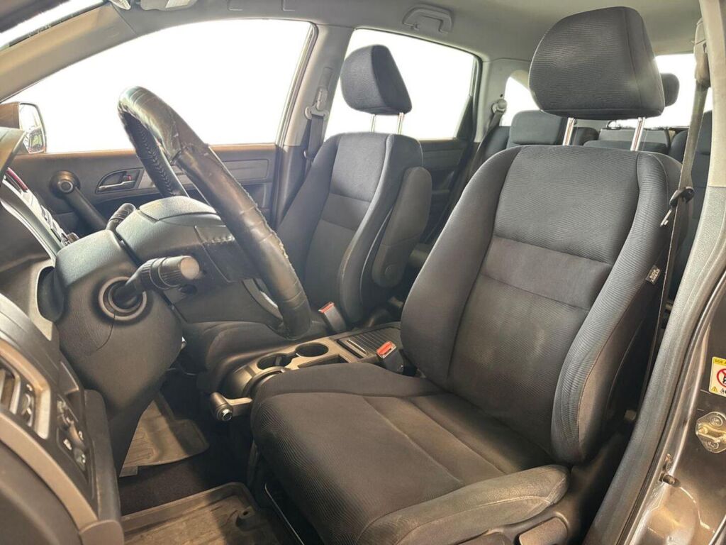 Honda CR-V 2011 Ruskea (beige)