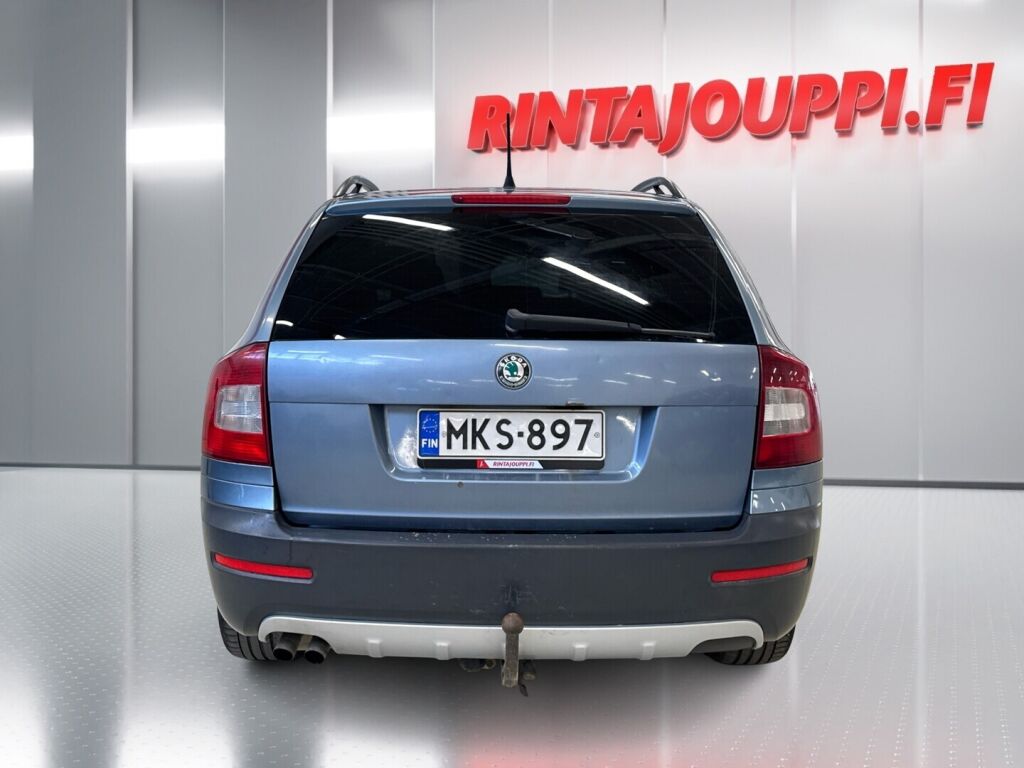 Skoda Octavia 2011 Harmaa