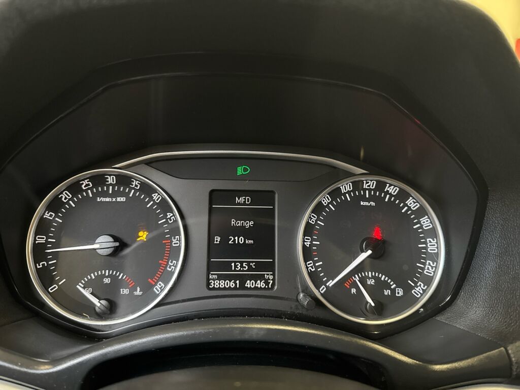 Skoda Octavia 2011 Harmaa