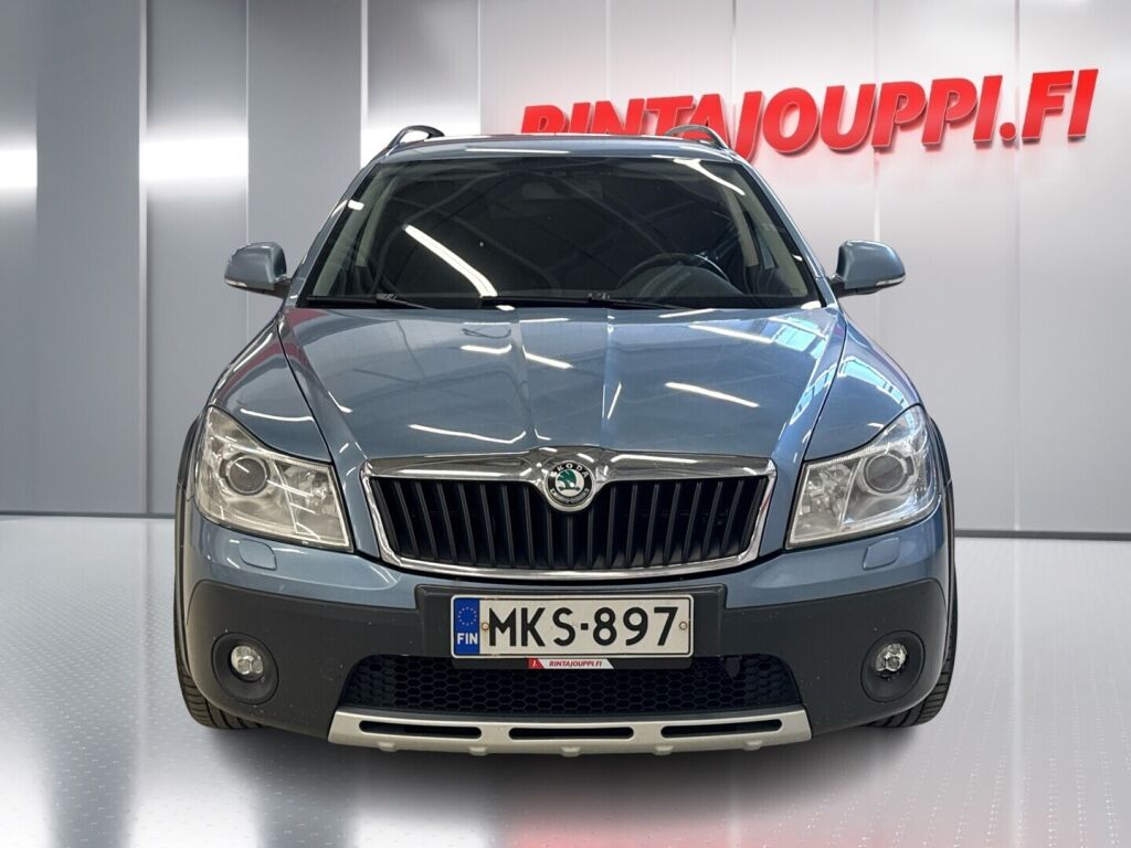 Skoda Octavia 2011 Harmaa