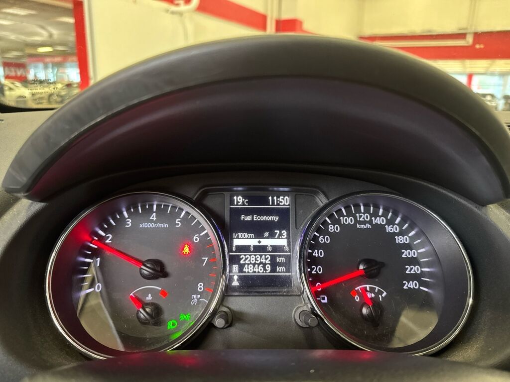 Nissan Qashqai 2012 Harmaa