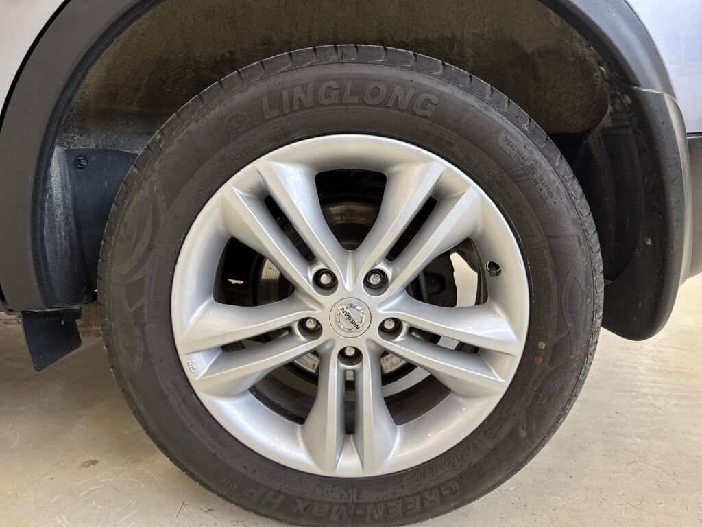 Nissan Qashqai 2012 Harmaa