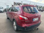 Nissan Qashqai+2 2012 Punainen