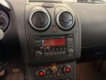Nissan Qashqai+2 2012 Punainen
