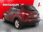 Nissan Qashqai+2 2012 Punainen