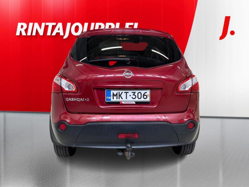 Nissan Qashqai+2 2012 Punainen