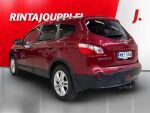 Nissan Qashqai+2 2012 Punainen