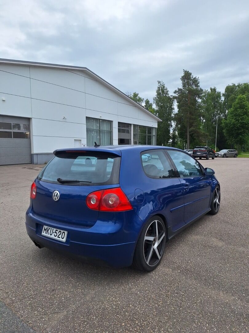 Volkswagen Golf 2005 