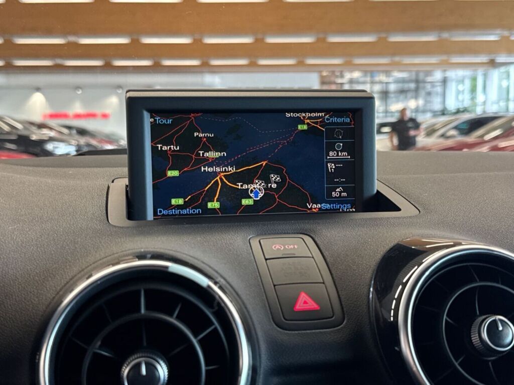 Audi A1 2010 Musta