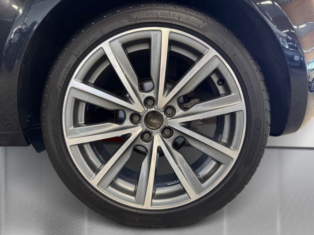 Audi A1 2010 Musta
