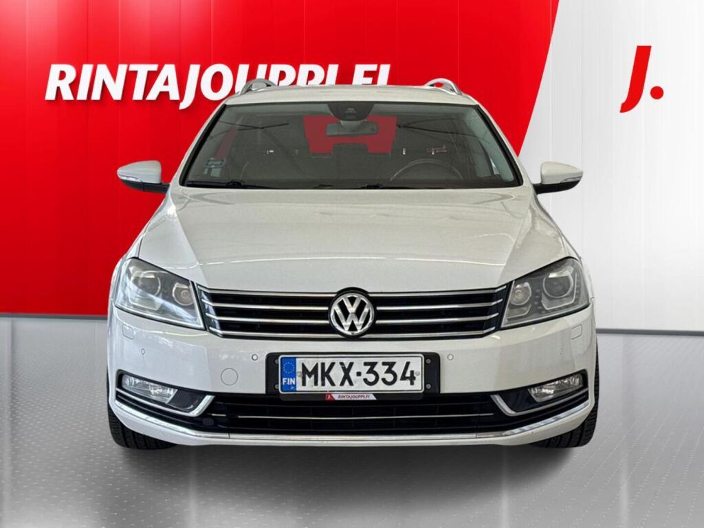 Volkswagen Passat 2012 Valkoinen