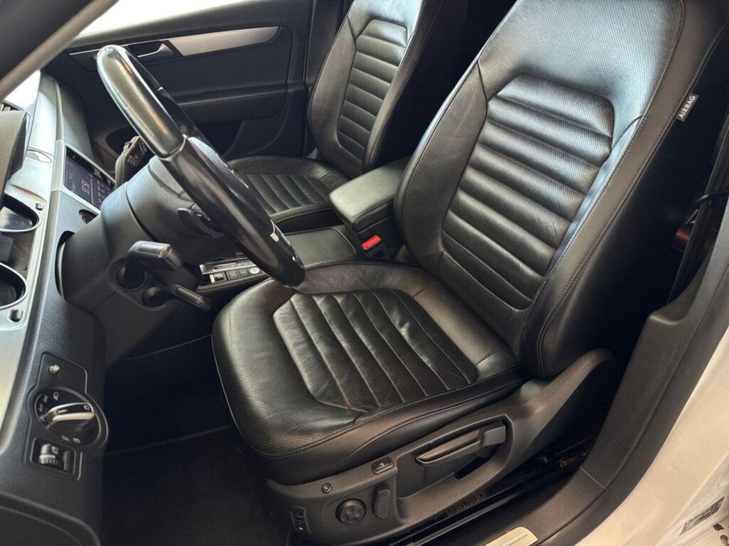 Volkswagen Passat 2012 Valkoinen