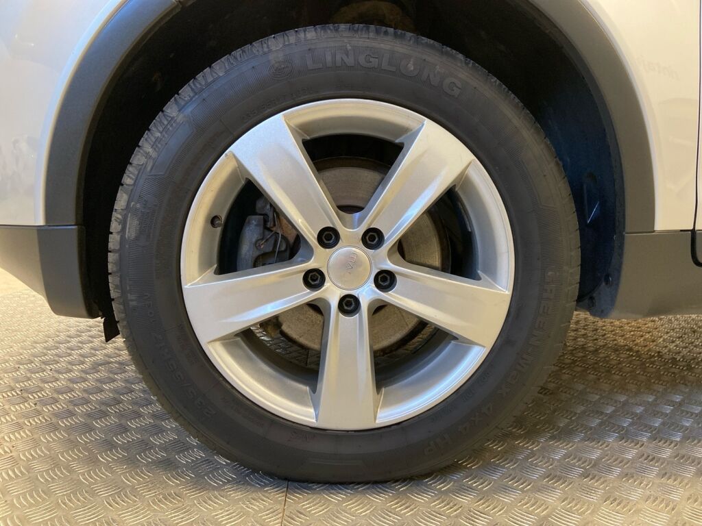 Ford Kuga 2012 Harmaa