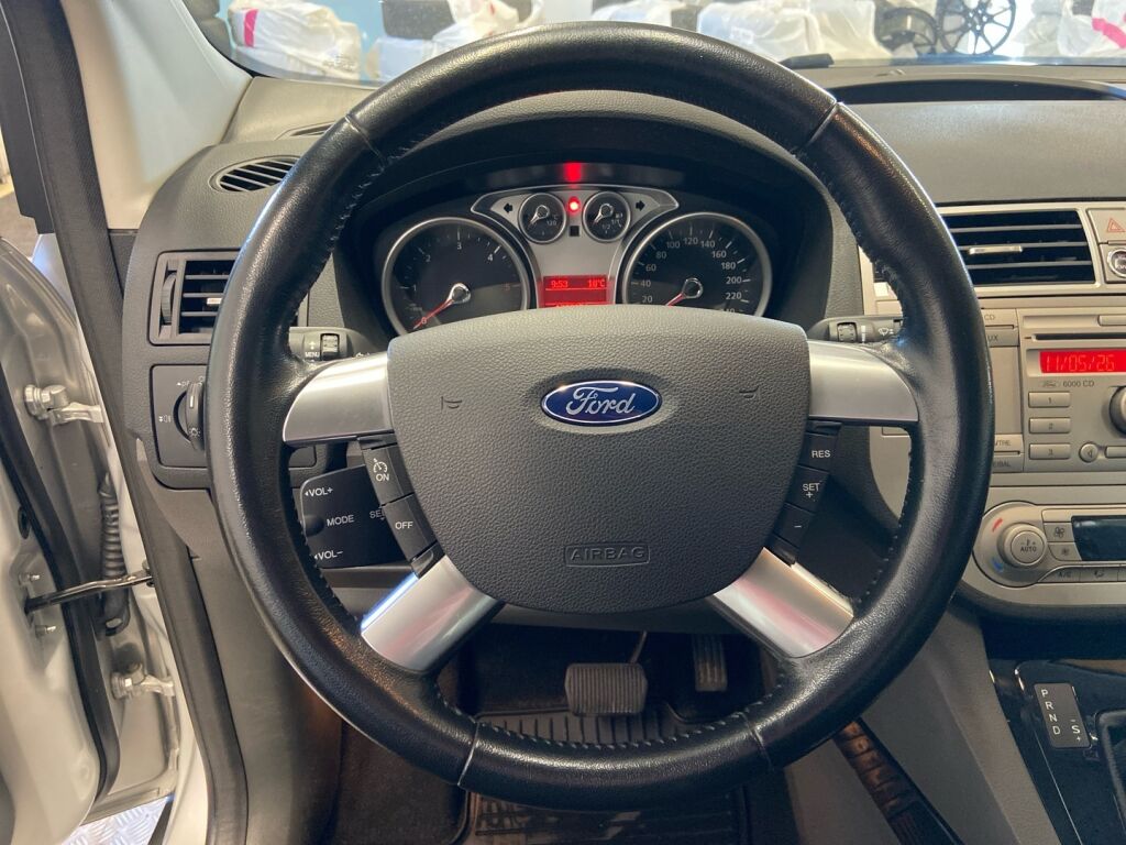 Ford Kuga 2012 Harmaa