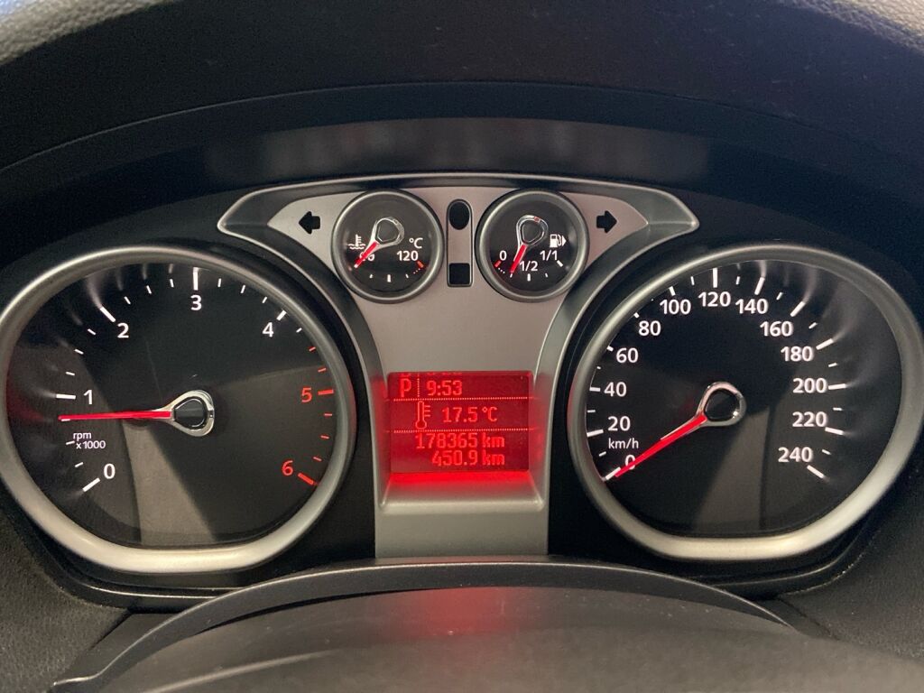 Ford Kuga 2012 Harmaa
