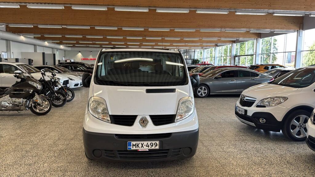 Renault Trafic 2012 Valkoinen