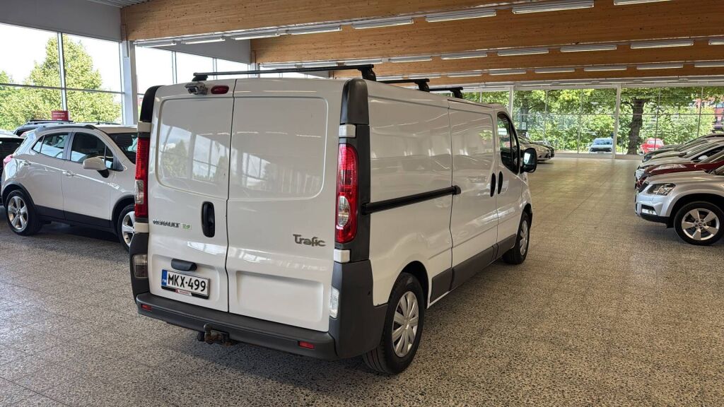 Renault Trafic 2012 Valkoinen
