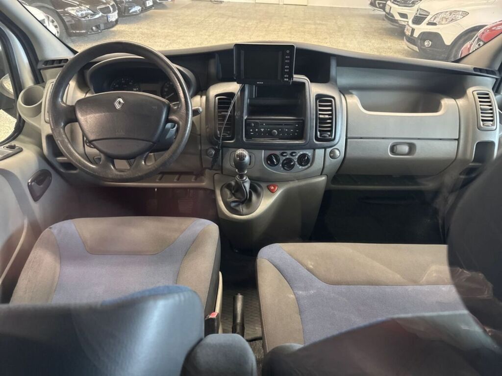 Renault Trafic 2012 Valkoinen