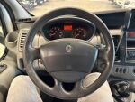 Renault Trafic 2012 Valkoinen