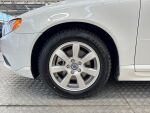 Volvo V70 2012 Valkoinen