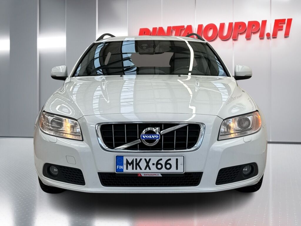 Volvo V70 2012 Valkoinen