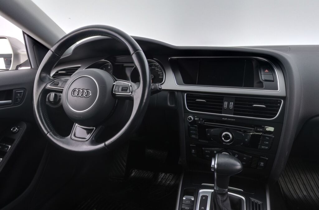Audi A5 2012 Hopea
