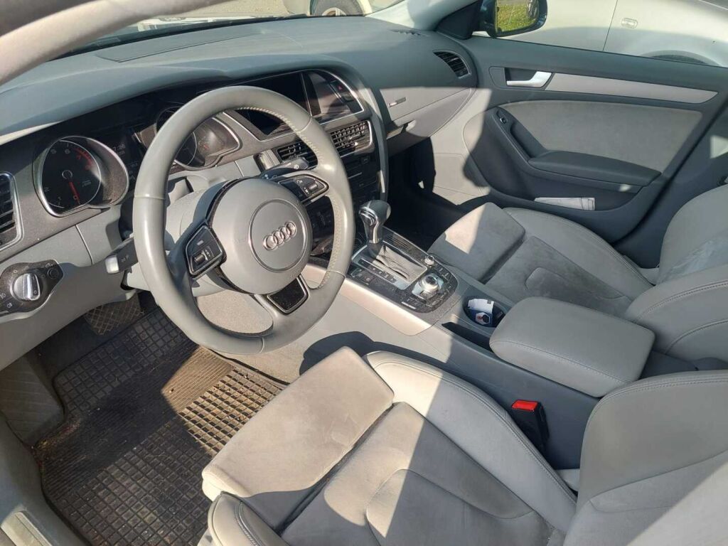 Audi A5 2012 Sininen