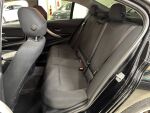BMW 318 2013 Musta