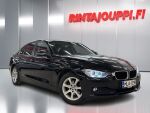 BMW 318 2013 Musta