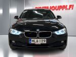 BMW 318 2013 Musta