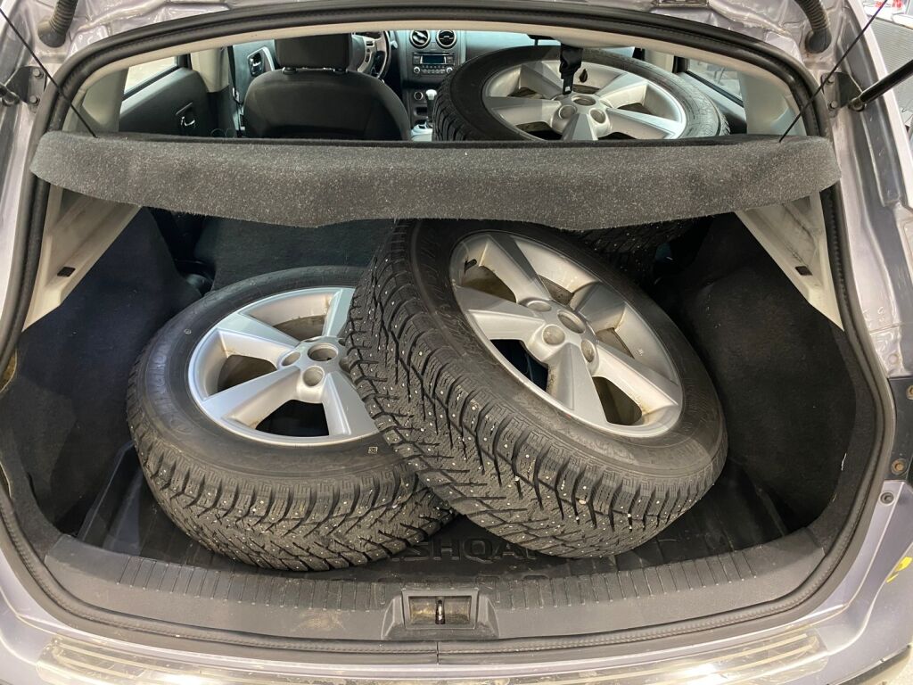 Nissan Qashqai 2013 Harmaa