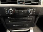BMW 330 2007 Musta