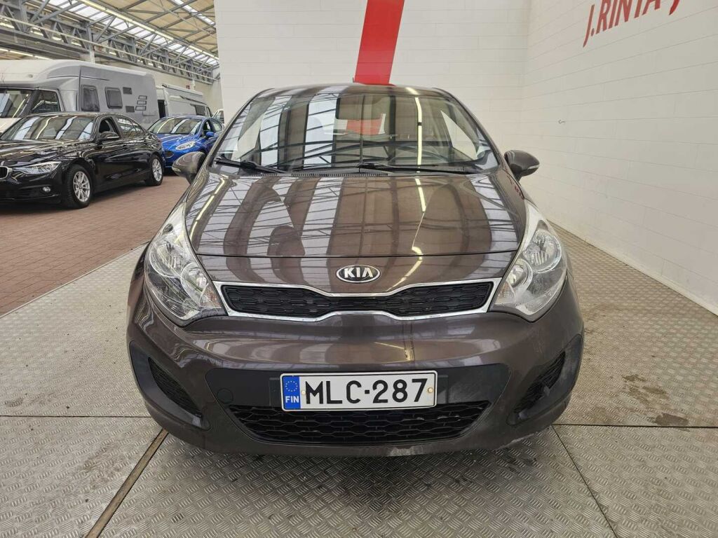 Kia Rio 2013 Ruskea (beige)