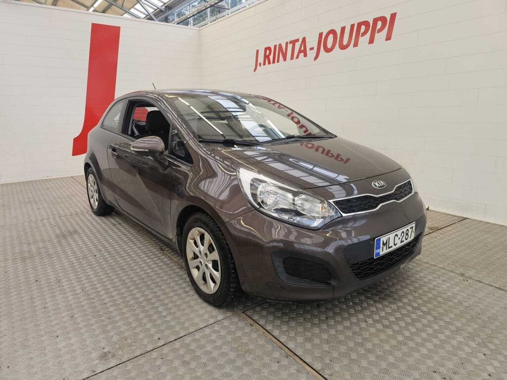 Kia Rio 2013 Ruskea (beige)