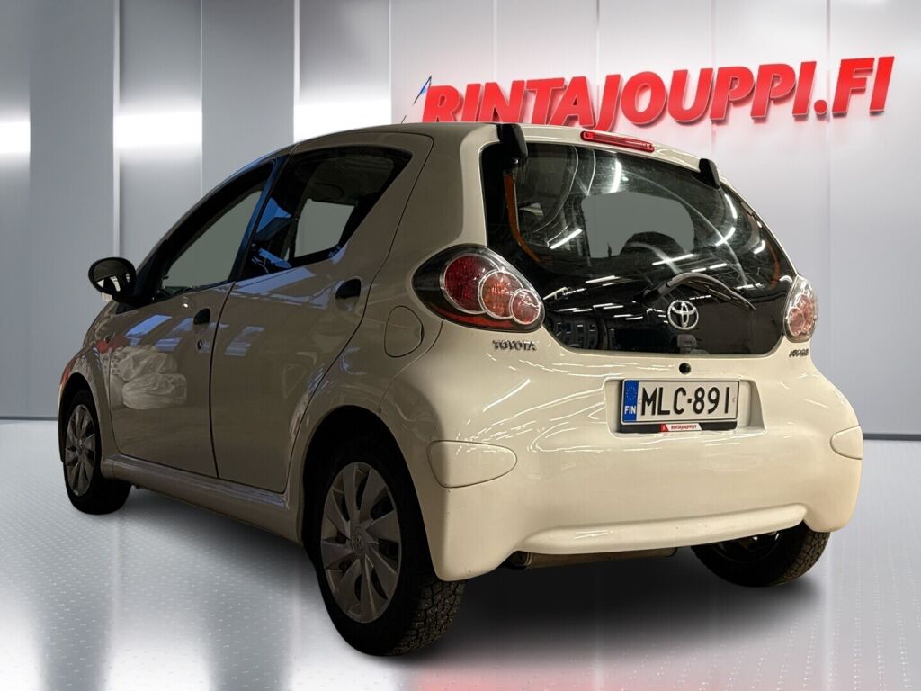Toyota AYGO 2013 Valkoinen